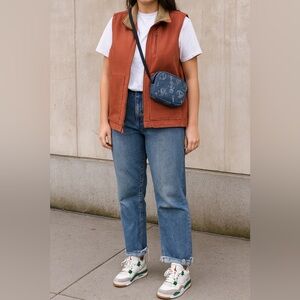 Jordan 4 Retro SB
Pine Green